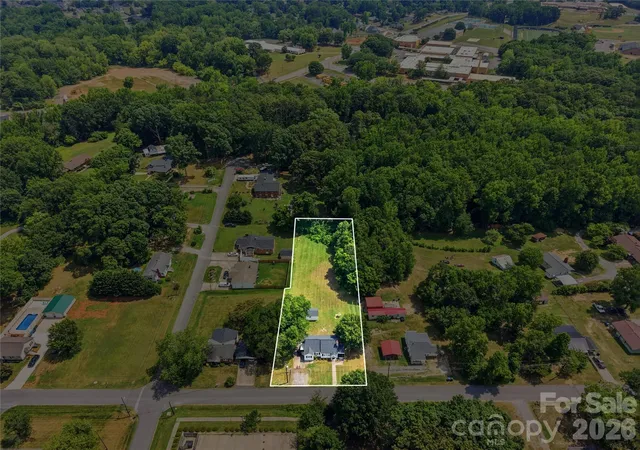 Homes for sale in Kings Mountain, NC | 1203 W Gold Street Ext, Kings Mountain, NC 28086 | MLS# 4400384