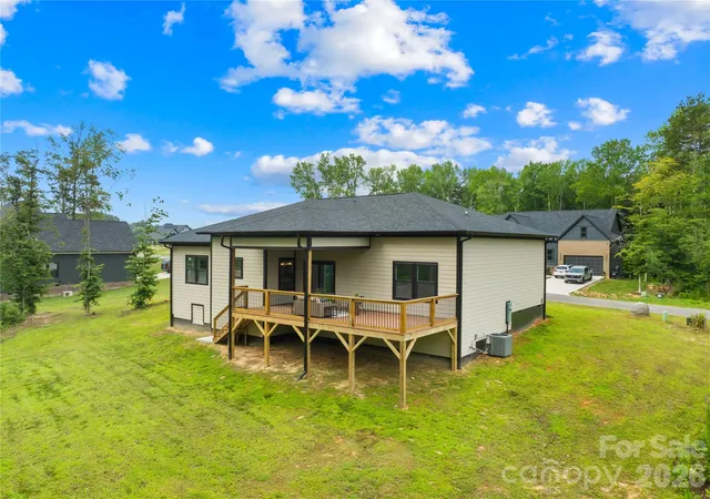 44th image of 2004 Plain Field Dr, Bessemer City, NC 28016 | MLS# 4400406