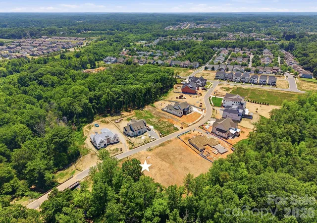 Photo 3 of Single family home for sale at 1400 Samuel Spencer Pkwy, Davidson, NC 28036 | MLS# 4400407 | Listing updated on 2026-09-06