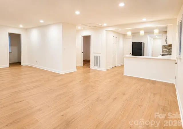 Photo 3 of Single family home for sale at 2007 Highland St, Charlotte, NC 28208 | MLS# 4400417 | Listing updated on 2026-10-20