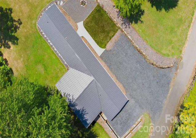 38th image of 203 Justice Dr, Clyde, NC 28721 | MLS# 4400421