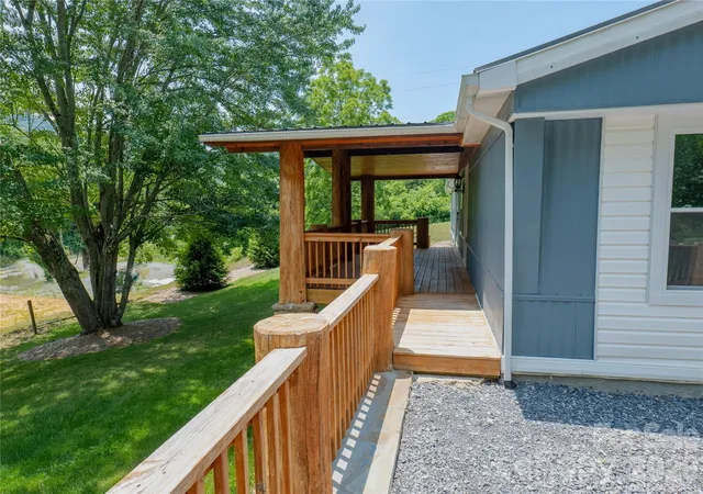 4th image of 203 Justice Dr, Clyde, NC 28721 | MLS# 4400421