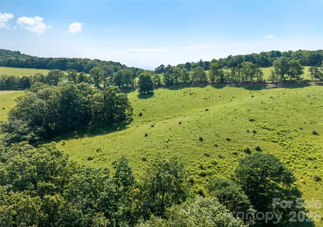 2nd image of 0 Summer Rd #4, Hendersonville, NC 28792 | MLS# 4400422