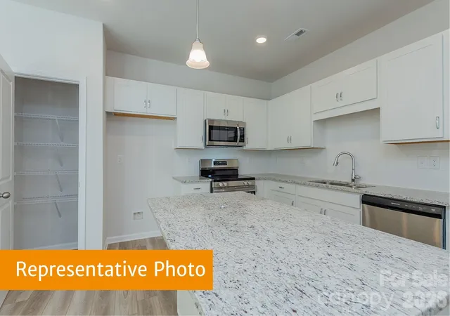 3rd image of 5338 Porterhouse Wy #4A, Charlotte, NC 28215 | MLS# 4400426