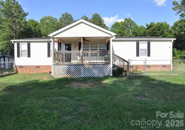 Homes for sale in Chester, SC | 977 Langley Dr, Chester, SC 29706 | MLS# 4400456