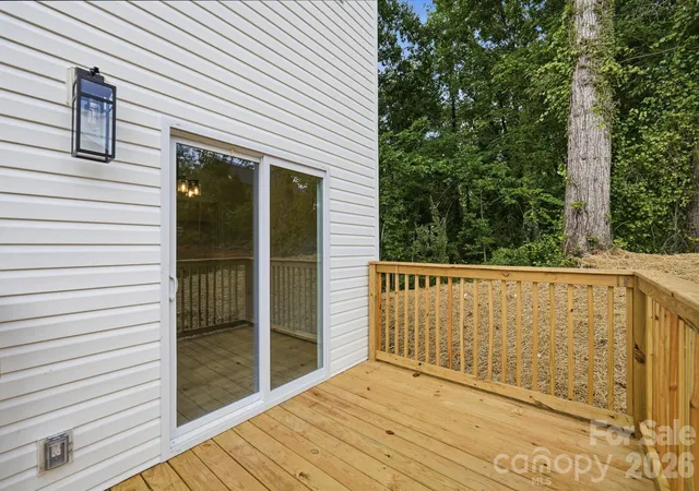 34th image of 210 8th Avenue Dr Se, Hickory, NC 28602 | MLS# 4400461