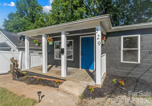 2nd image of 529 Nw Stage St, Lenoir, NC 28645 | MLS# 4400462