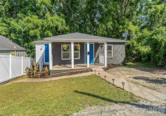 4th image of 529 Nw Stage St, Lenoir, NC 28645 | MLS# 4400462