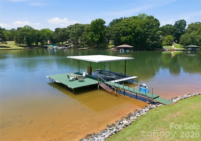 Photo 3 of Single family home for sale at 2216 Holly Ln, Shelby, NC 28150 | MLS# 4400464 | Listing updated on 2026-07-19