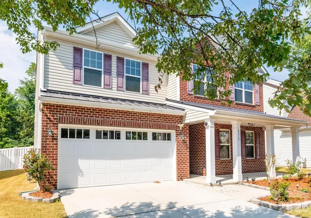 Photo 1 of Single family home for sale at 8212 Ruby Valley Rd, Charlotte, NC 28277 | MLS# 4400467 | Listing updated on 2026-09-21