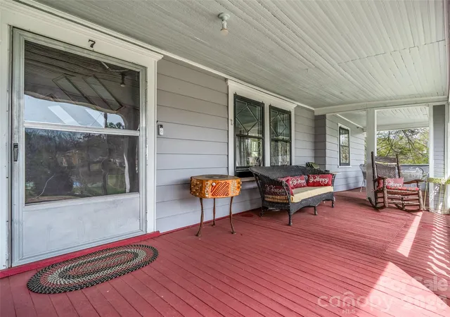 Homes for sale in Asheville, NC | 7 Montford Park Pl, Asheville, NC 28801 | MLS# 4400469