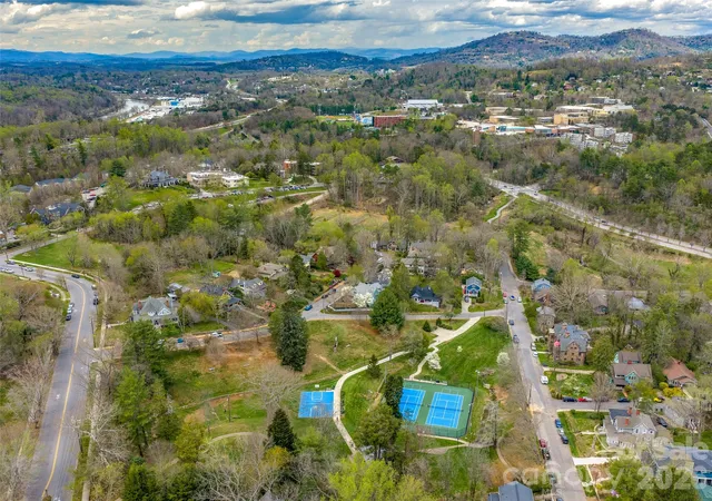 Homes for sale in Asheville, NC | 7 Montford Park Pl, Asheville, NC 28801 | MLS# 4400469