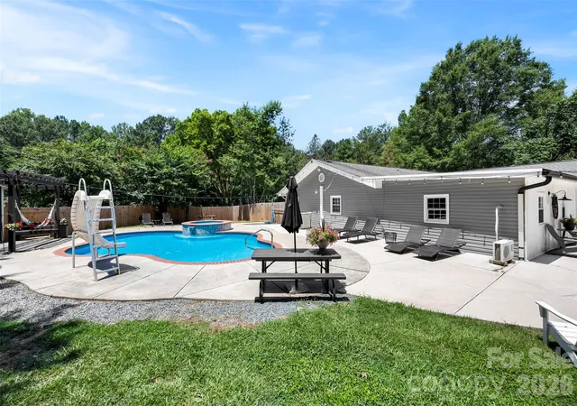 Homes for sale in Marshville, NC | 6309 Landsford Rd, Marshville, NC 28103 | MLS# 4400473
