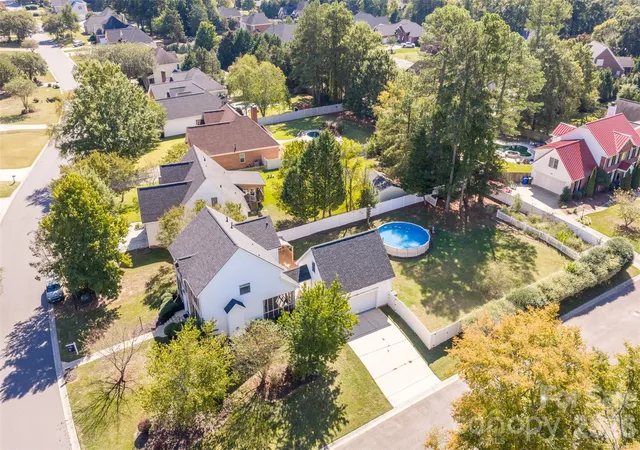 Photo 2 of Single family home for sale at 1617 The Xing, Rock Hill, SC 29732 | MLS# 4400490 | Listing updated on 2026-10-14
