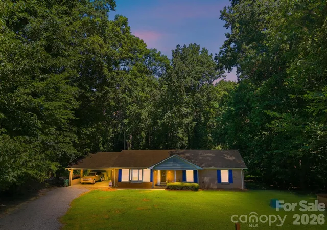 2nd image of 13001 Helena Cir, Charlotte, NC 28227 | MLS# 4400494