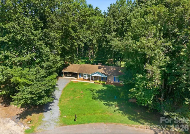 4th image of 13001 Helena Cir, Charlotte, NC 28227 | MLS# 4400494