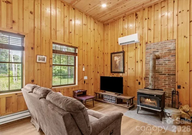 5th image of 323 Mccurrey Rd, Burnsville, NC 28714 | MLS# 4400496