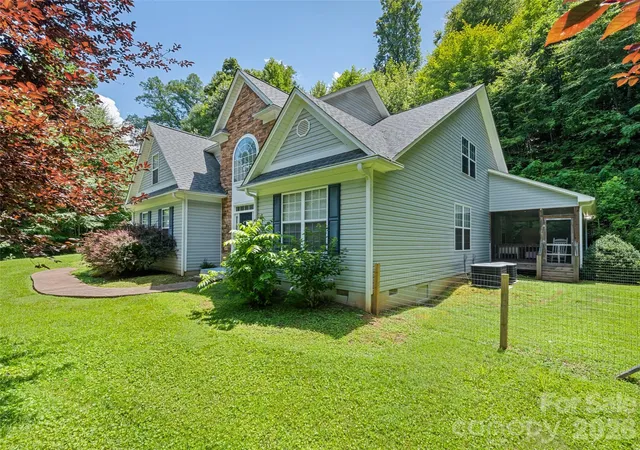 Homes for sale in Sylva, NC | 57 Woodfin Rd, Sylva, NC 28779 | MLS# 4400497