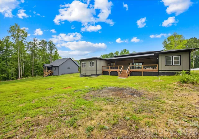 46th image of 2003 Plain Field Dr, Bessemer City, NC 28016 | MLS# 4400500