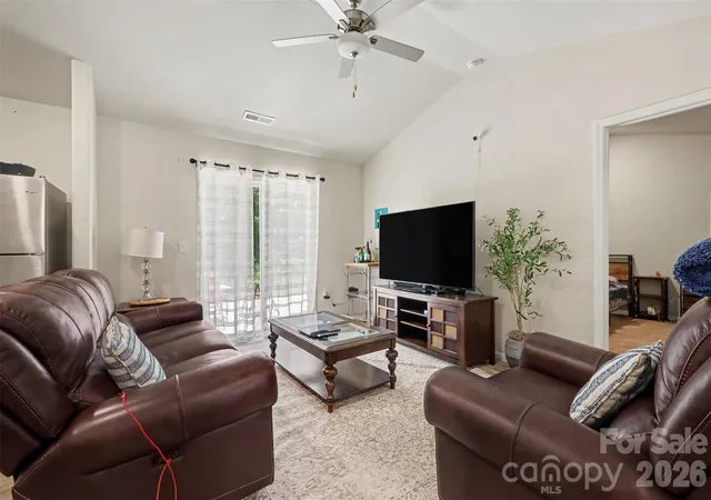 Photo 4 of Single family home for sale at 1329 Nia Rd, Charlotte, NC 28215 | MLS# 4400533 | Listing updated on 2026-09-24