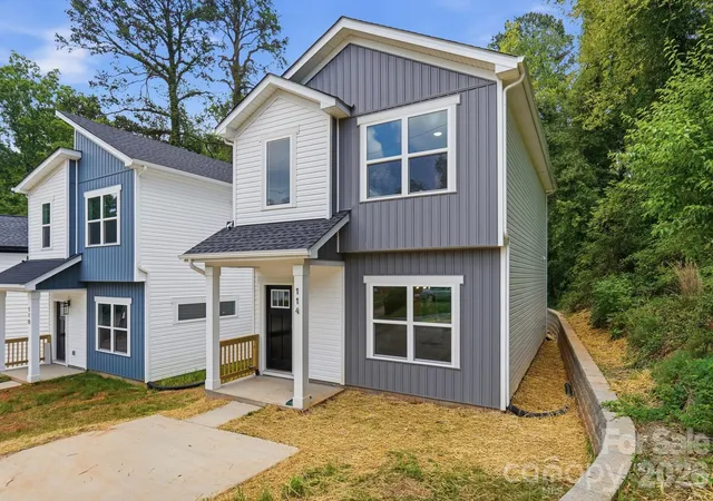 2nd image of 114 7th Ave Se, Hickory, NC 28602 | MLS# 4400551