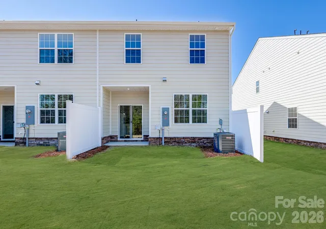 Homes for sale in York, SC | 696 Sparano Loop, York, SC 29745 | MLS# 4400556