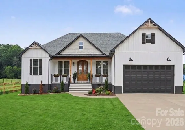 Photo 2 of Single family home for sale at 439 Hambright Rd, Blacksburg, SC 29702 | MLS# 4400562 | Listing updated on 2026-08-31