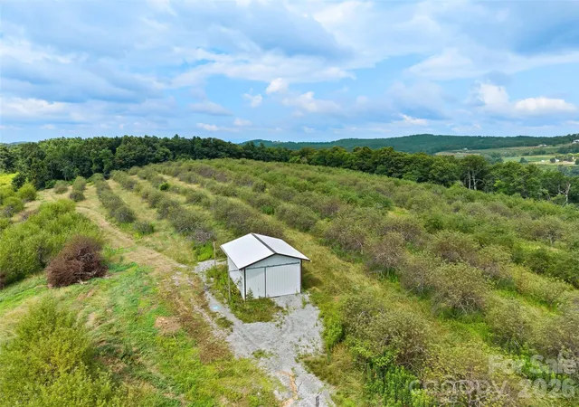3rd image of 0 Summer Rd #6, Hendersonville, NC 28792 | MLS# 4400582