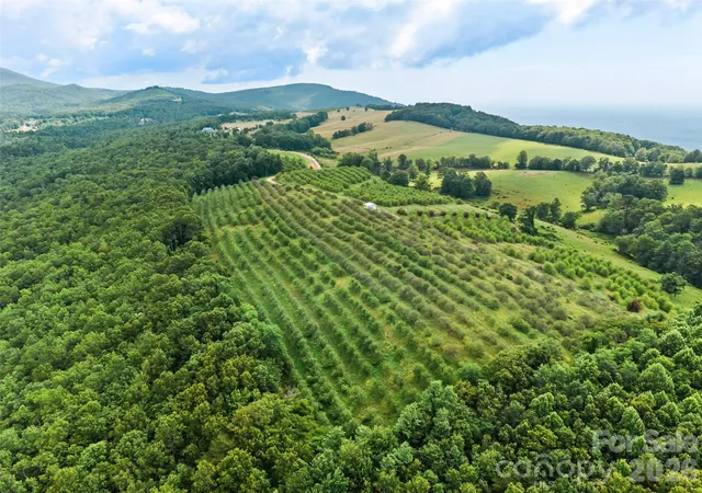 5th image of 0 Summer Rd #6, Hendersonville, NC 28792 | MLS# 4400582