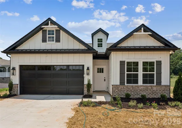1st image of 1071 Reba Ln, Kannapolis, NC 28081 | MLS# 4400585