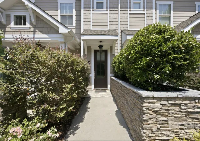 4th image of 744 Amalfi Dr, Davidson, NC 28036 | MLS# 4400589