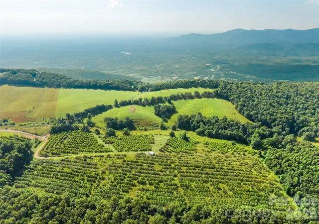 20th image of 0 Summer Rd #5, Hendersonville, NC 28792 | MLS# 4400605