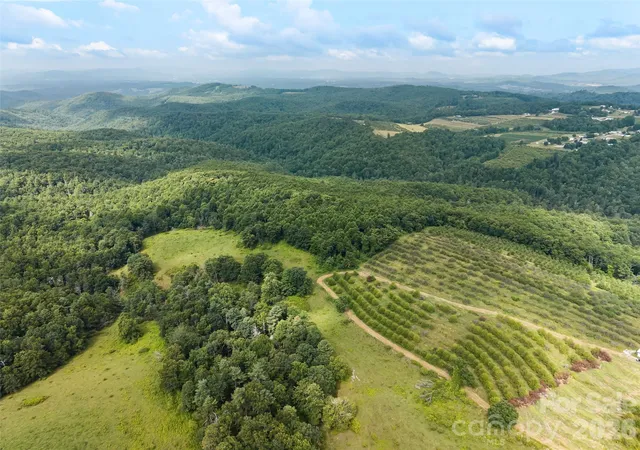 2nd image of 0 Summer Rd #5, Hendersonville, NC 28792 | MLS# 4400605