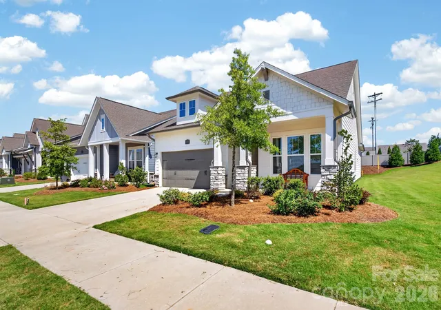 Photo 3 of Single family home for sale at 1306 Idyllic Ln, Waxhaw, NC 28173 | MLS# 4400609 | Listing updated on 2026-09-05