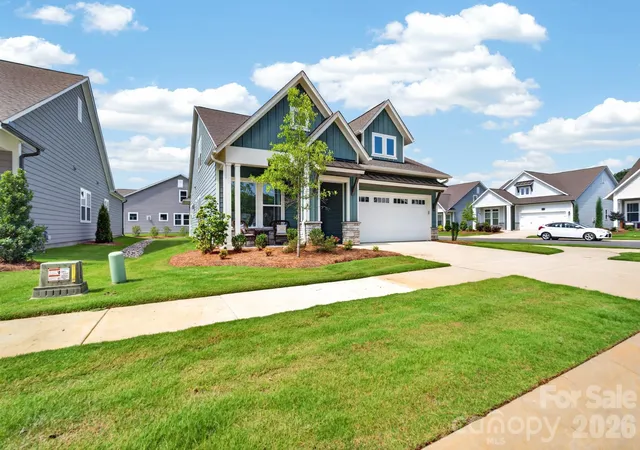 Photo 3 of Single family home for sale at 1002 Pastoral Pl, Waxhaw, NC 28173 | MLS# 4400612 | Listing updated on 2026-10-02