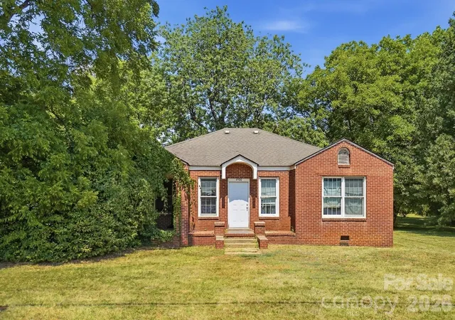 Homes for sale in Salisbury, NC | 4980 S Main St, Salisbury, NC 28147 | MLS# 4400643