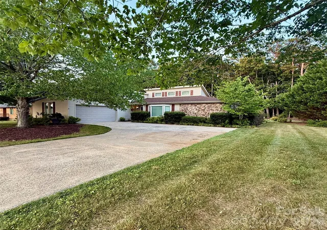 Homes for sale in Cherryville, NC | 1100 Jennifer Ln, Cherryville, NC 28021 | MLS# 4400646