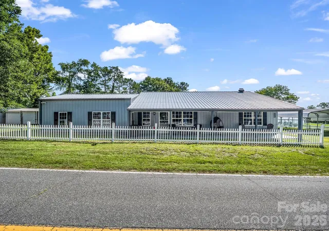 Homes for sale in Forest City, NC | 599 Old Henrietta Rd, Forest City, NC 28043 | MLS# 4400651