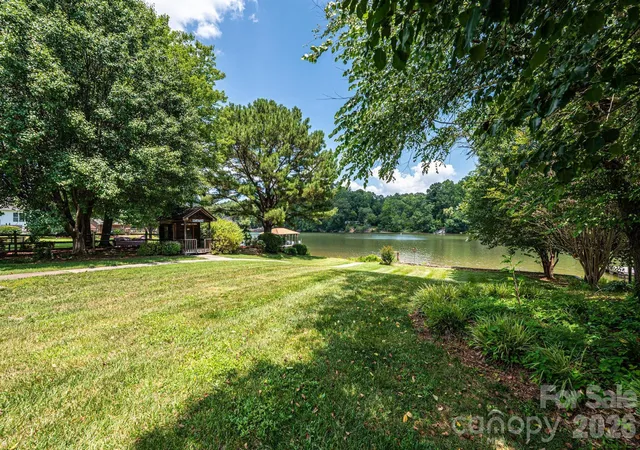 5th image of 1857 Hidden Pointe Dr, Hickory, NC 28601 | MLS# 4400657