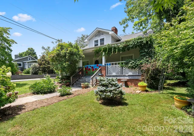 Photo 1 of Single family home for sale at 49 Church St, Weaverville, NC 28787 | MLS# 4400663 | Listing updated on 2026-09-13