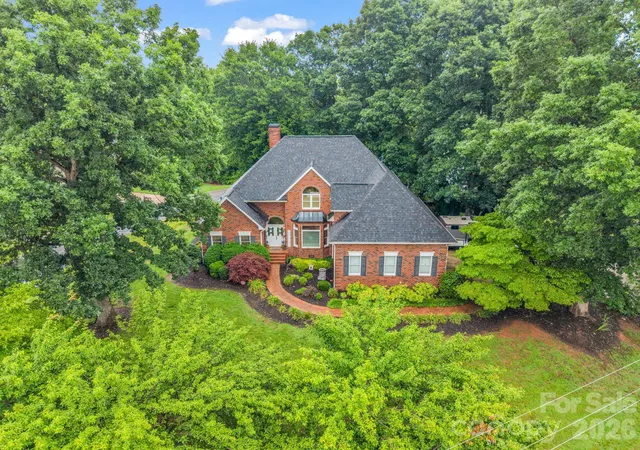 Homes for sale in Maiden, NC | 101 Spindle Dr, Maiden, NC 28650 | MLS# 4400679
