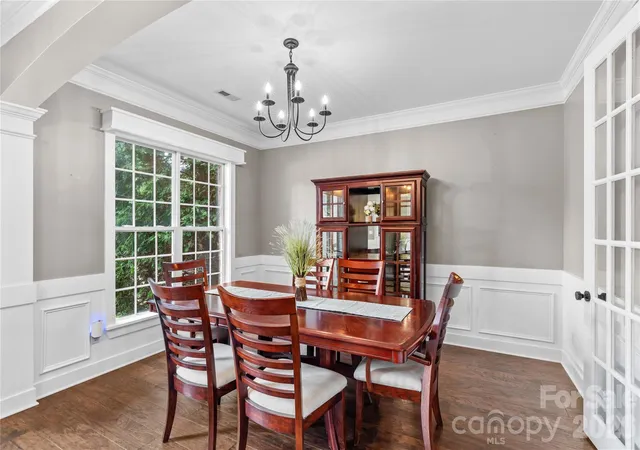 Photo 3 of Single family home for sale at 119 Middleton Pl, Mooresville, NC 28117 | MLS# 4400680 | Listing updated on 2026-10-20