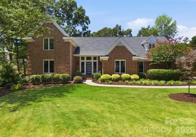 1st image of 208 Kelly Ct, Fort Mill, SC 29715 | MLS# 4400682