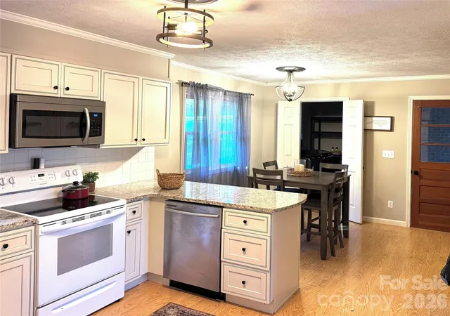 4th image of 96 Rolling Hills Rd, Mills River, NC 28759 | MLS# 4400693