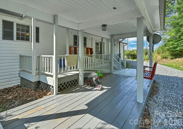Photo 3 of Single family home for sale at 553 Morgan Branch Rd, Marshall, NC 28753 | MLS# 4400698 | Listing updated on 2026-10-15