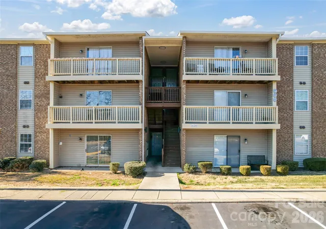 Photo 24 of Condo for sale at 1638 Arlyn Cir #G, Charlotte, NC 28213 | MLS# 4400700 | Listing updated on 2026-09-14