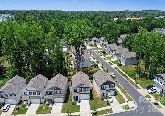 39th image of 7317 Greenrock Ct, Charlotte, NC 28215 | MLS# 4400711