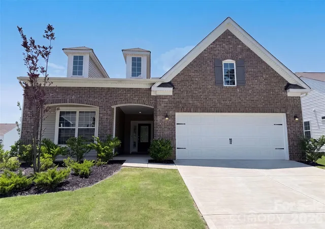 Photo 1 of Single family home for sale at 190 Abersham Dr, Mooresville, NC 28115 | MLS# 4400713 | Listing updated on 2026-09-24