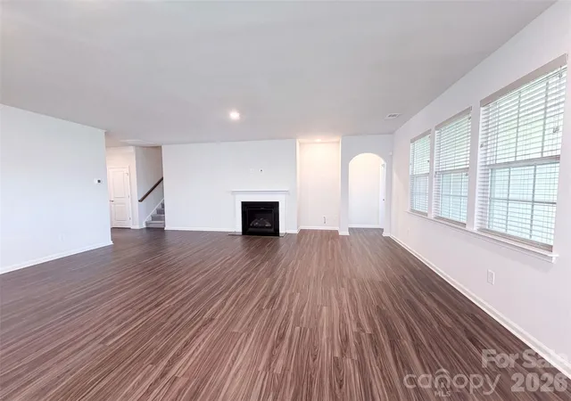 Photo 3 of Single family home for sale at 190 Abersham Dr, Mooresville, NC 28115 | MLS# 4400713 | Listing updated on 2026-09-24