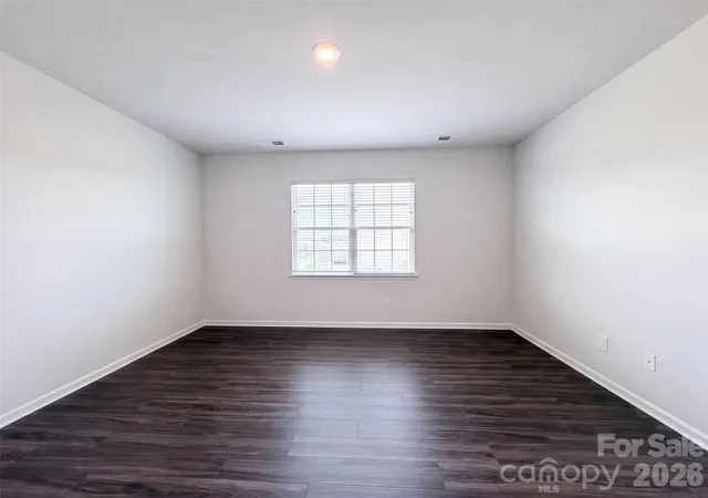 Photo 3 of Single family home for sale at 190 Abersham Dr, Mooresville, NC 28115 | MLS# 4400713 | Listing updated on 2026-09-24